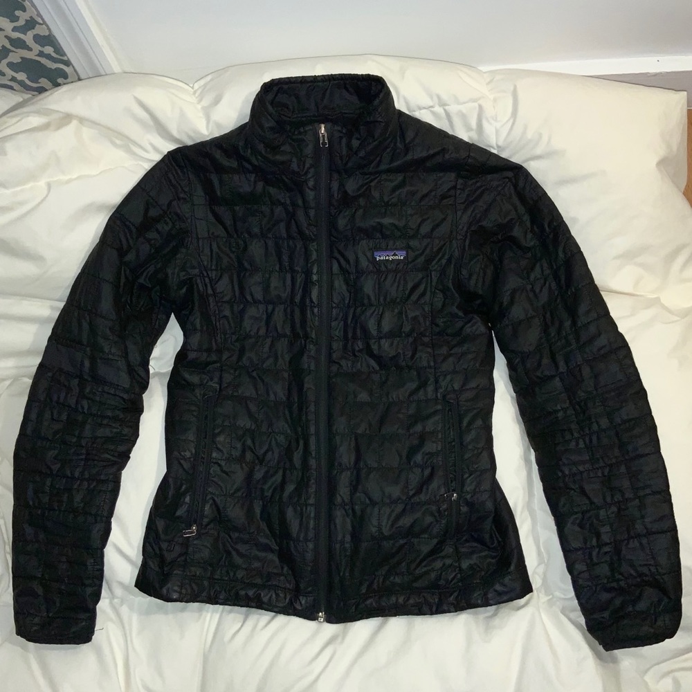 Patagonia Women’s Black Nanopuff